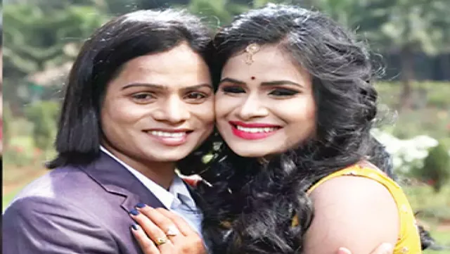 ପ୍ରେମିକାଙ୍କ ସହ ମନୋମାଳିନ୍ୟକୁ ଦୂତିଙ୍କ ଖଣ୍ଡନ, ୱାଟ୍‌ସଆପ୍ ଷ୍ଟାଟସ୍‌ରେ କ’ଣ ଥିଲା?