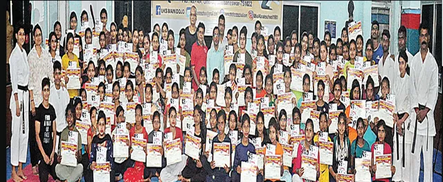 ଆତ୍ମରକ୍ଷା ପ୍ରଶିକ୍ଷଣ ଶିବିର ଉଦ୍‌ଯାପିତ