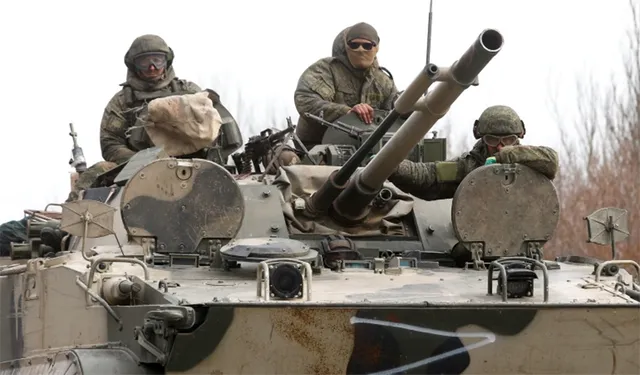 ମାରିୟୁପୋଲ୍‌ରେ ୟୁକ୍ରେନ୍‌ ସେନାକୁ ରୁଷ୍‌ର ଧମକ: ଅସ୍ତ୍ର ଛାଡ଼, ନହେଲେ ହତ୍ୟା