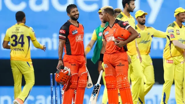 ଚେନ୍ନାଇ ଓ ମୁମ୍ବାଇର ଚତୁର୍ଥ ପରାଜୟ: ହାଇଦ୍ରାବାଦ ଖାତା ଖୋଲିଲା