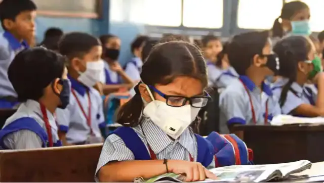 ସ୍କୁଲରେ ବାଇବେଲ ପଢିବା ବାଧ୍ୟ! ହିଜାବ ପରେ ଏବେ ବାଇବେଲକୁ ନେଇ ବିବାଦ