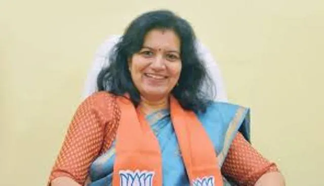 ପୁରୀ ଅଭିମୁଖେ ଭୁବନେଶ୍ବର ସାଂସଦ ଅପରାଜିତା: ମହାପ୍ରଭୁଙ୍କ ଦର୍ଶନ କରିବେ