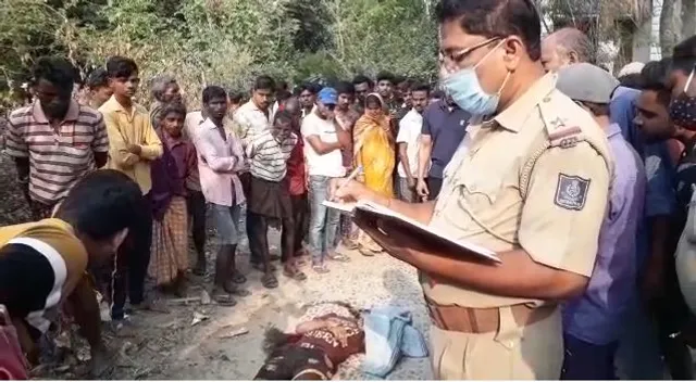 ରାସ୍ତାକଡ଼ରୁ ଯୁବକଙ୍କ କ୍ଷତାକ୍ତ ମୃତଦେହ ଉଦ୍ଧାର, ପରିବାର ଆଣିଲେ ହତ୍ୟା ଅଭିଯୋଗ