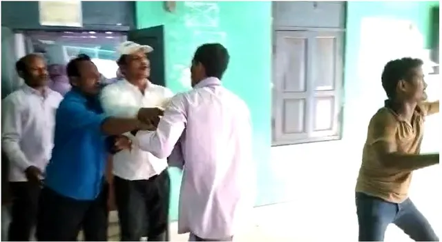 ଇଟାଭାଟି ନିର୍ମାଣକୁ ବିରୋଧ କରିବାରୁ ତହସିଲଦାରଙ୍କୁ ଆକ୍ରମଣ, ଥାନାରେ ୨ ଅଟକ