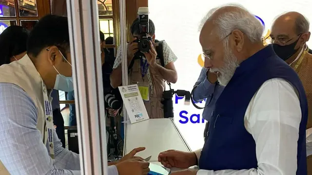 ପ୍ରଧାନମନ୍ତ୍ରୀ ସଂଗ୍ରହାଳୟ ଉଦ୍‌ଘାଟନ କରି ଭିତରକୁ ଯିବା ପାଇଁ ପ୍ରଥମ ଟିକେଟ୍‌ କିଣିଲେ ପ୍ରଧାନମନ୍ତ୍ରୀ ମୋଦୀ