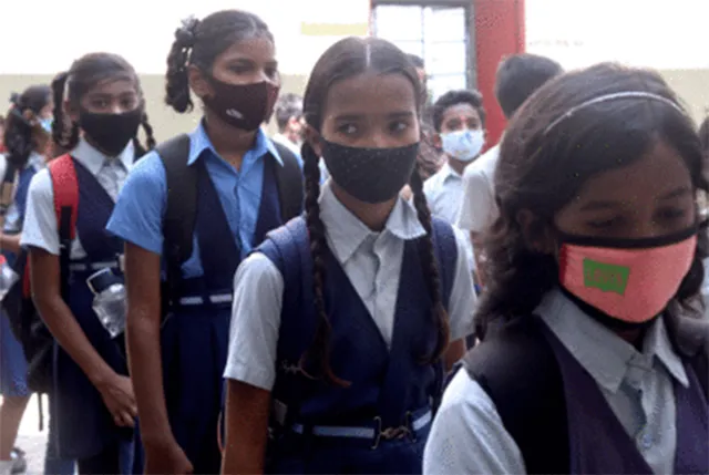 ଅଙ୍କ କଷି ପାରନ୍ତି ନାହିଁ  ଖୋର୍ଦ୍ଧା ଜିଲ୍ଲାରେ ୫ମ ଶ୍ରେଣୀର ୧୦୦ରୁ ୪୨ ଛାତ୍ର