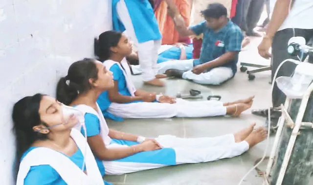 ଦଣ୍ଡମୁକ୍ତ ଅଞ୍ଚଳରେ ଦଣ୍ଡ! ଉଠ୍‌ବସ୍‌ ‌ହୋଇ ୯ ଛାତ୍ରୀ ଅସୁସ୍ଥ