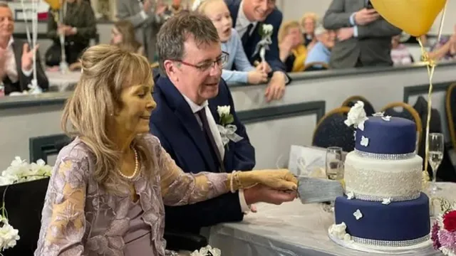 ପ୍ରେମିକାକୁ କର୍କଟ ରୋଗ ହେଇଥିବା ଜାଣି ପ୍ରେମିକ କଲା ଏଭଳି ଆଶ୍ଚର୍ଯ୍ୟ କଲା ଭଳି କାମ