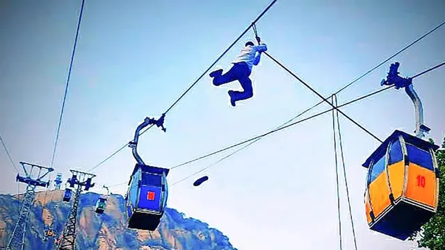 ଦେଓଘର ତ୍ରିକୂଟରେ କେବୁଲ କାର ଦୁର୍ଘଟଣା: ଏବେ ବି ଫସି ରହିଛନ୍ତି ୫ପର୍ଯ୍ୟଟକ, ଉଦ୍ଧାରକାର୍ଯ୍ୟ ଜାରି