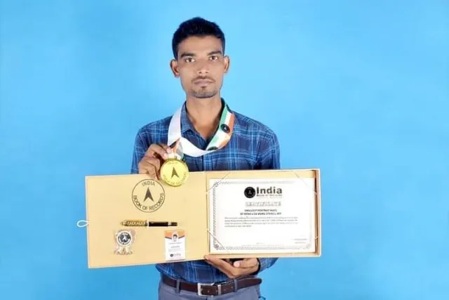 ଇଣ୍ଡିଆ ବୁକ୍‌ ଅଫ୍‌ ରେକର୍ଡରେ ସ୍ଥାନ ପାଇଲେ ରାମଚନ୍ଦ୍ର