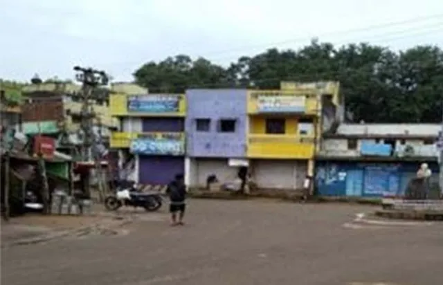 ତ୍ରୁଟିପୂର୍ଣ୍ଣ ଡ୍ରେନ୍ ନିର୍ମାଣ, ଅସରାଏ ବର୍ଷାରେ ଜମୁଛି ଆଣ୍ଠୁଏ ପାଣି