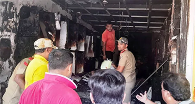 କପଡ଼ା ଦୋକାନରେ ଭୟାବହ ଅଗ୍ନିକାଣ୍ତ