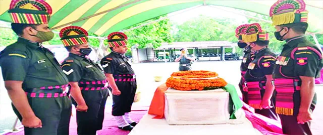 ଟ୍ରେନ୍‌ରେ କଟି ଯବାନ୍‌ଙ୍କ ମୃତ୍ୟୁ, ରାଷ୍ଟ୍ରୀୟ ମର୍ଯ୍ୟାଦା ସହ ଶେଷକୃତ୍ୟ