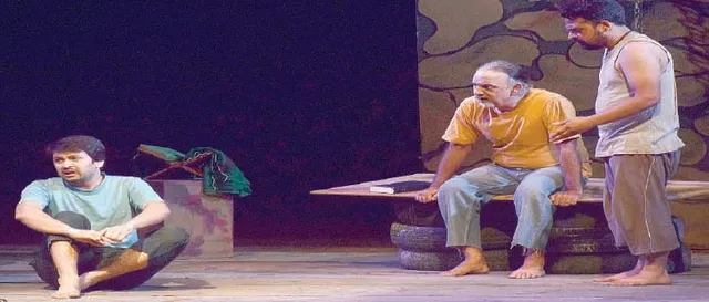 ଜାତୀୟ ନାଟ୍ୟ ମହୋତ୍ସବ: ‘ମୁନ୍ତାଜିର୍‌’ରେ ବନ୍ଦୀ ଜୀବନର ଯନ୍ତ୍ରଣା କାହାଣୀ