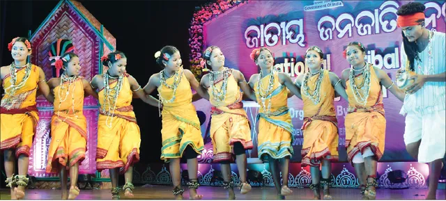 ପୁରସ୍କୃତ ହେଲା ‘ହାତୀ’, ‘ବିର୍‌ଲି’ ଓ ‘ଡୁଙ୍ଗରଦେବ ନୃତ୍ୟ’