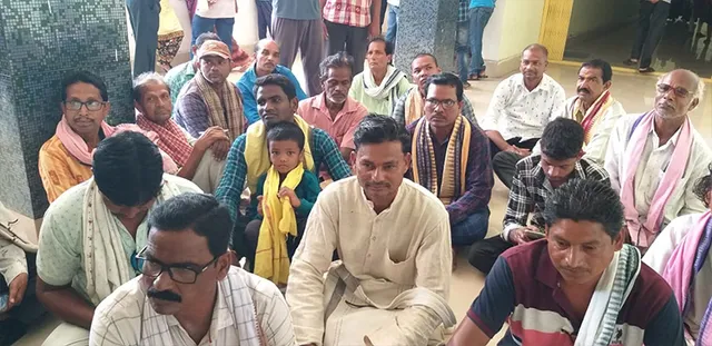 ଟୋକନ୍‌ ବିଭ୍ରାଟ, ତାତିଲେ ଚାଷୀ