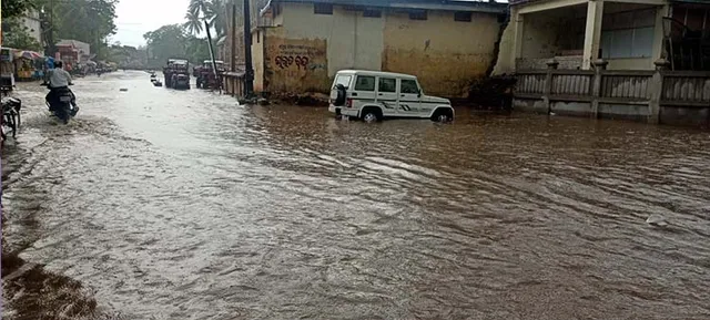 ପ୍ରବଳ ବର୍ଷାରେ ଯାଜପୁର ଉବୁଟୁବୁ