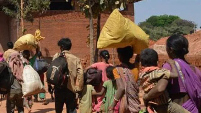 ସୁନ୍ଦରଗଡ଼ର ଯୁବକ ଯୁବତୀ କ’ଣ ସତରେ ଅଯୋଗ୍ୟ ! ଶିଳ୍ପରୁ ବିକାଶ ପ୍ରକଳ୍ପ ଯାଏ ବାହାର ଲୋକଙ୍କୁ ନିଯୁକ୍ତି