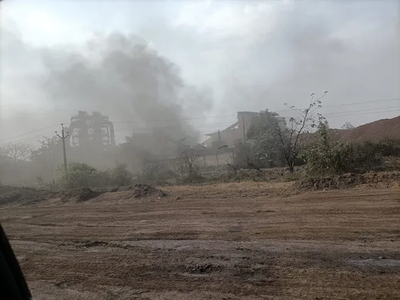 ଲୋକେ କାଶି କାଶି ବେହାଲ, ବାବୁ ଓ କାରଖାନା ମାଲେମାଲ; ପ୍ରଦୂଷଣ ବଳୟରେ ସୁନ୍ଦରଗଡ଼ ଜିଲ୍ଲା