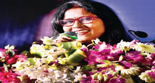 ମହିଳା ବାଣିଜ୍ୟ ମେଳାର ଚତୁର୍ଥ ଦିବସ: ମୁକ୍ତା ଯୋଜନାରେ ଠିକାଦାରଙ୍କ ହସ୍ତକ୍ଷେପ ବିନା କାର୍ଯ୍ୟ କରୁଛନ୍ତି ମହିଳା