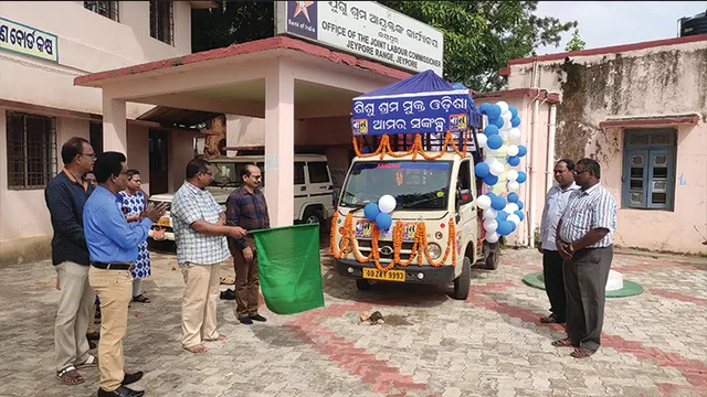 କୋରାପୁଟ ଜିଲ୍ଲାରେ ଗଡିଲା ଶିଶୁ ଶ୍ରମ ମୁକ୍ତ ଓଡିଶା ରଥ 