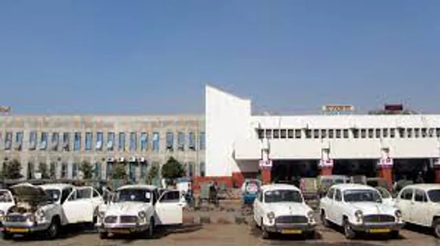 ଅଜିତ କୁମାରଙ୍କୁ ସିବିଆଇ ଗିରଫ କରିବା ମାମଲା: ବ୍ଲୁ ଫିଲ୍ମ ରାକେଟ୍‌ରେ ସକ୍ରିୟ ଥିଲେ ସହାୟକ ଲୋକୋ ପାଇଲଟ