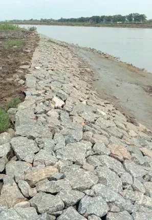 ଅଧା ପଡ଼ିଛି ପଥରପ୍ୟାକିଂ...ବର୍ଷା ପୂର୍ବରୁ ସରିବ ତ?