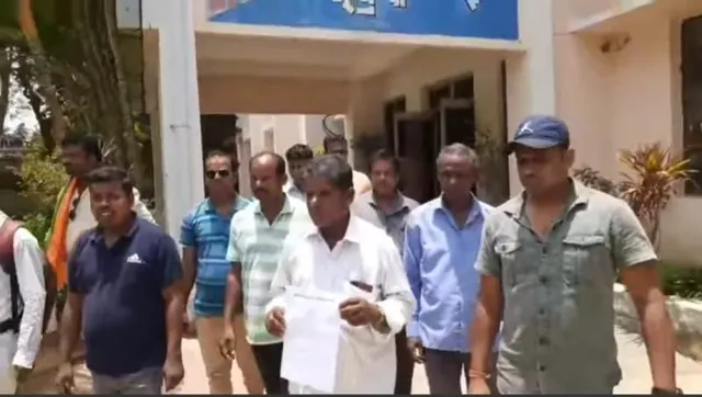 ଜିଆରଏସଙ୍କ ଆକ୍ରମଣ ପରେ ଗ୍ରାମବାସୀଙ୍କ ସହ ଏସପିଙ୍କୁ ଭେଟିଲେ ସରପଞ୍ଚ