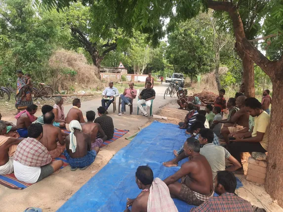 ପ୍ରଶାସନର ଶେଷ ପ୍ରୟାସ ବିଫଳ, ଭୋଟବର୍ଜନ ନିଷ୍ପତ୍ତିରେ ଅଟଳ ବେଙ୍କମୁରା ଗ୍ରାମବାସୀ