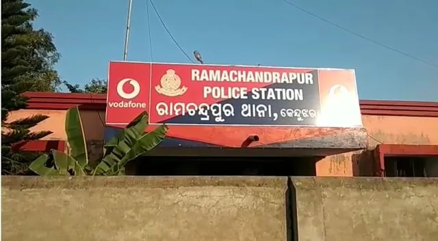ପୂର୍ବ ଶତ୍ରୁତାକୁ କେନ୍ଦ୍ର କରି ଯୁବକଙ୍କୁ ସଂଘବଦ୍ଧ ଆକ୍ରମଣ, ଗୁରୁତର ଅବସ୍ଥାରେ କଟକ ସ୍ଥାନାନ୍ତର