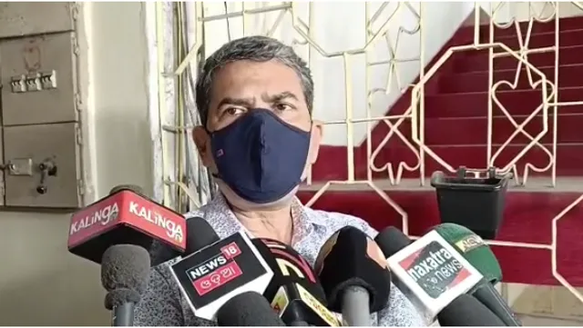 ୪୬ ହଜାରରୁ ଅଧିକ ପରୀକ୍ଷାର୍ଥୀ ମାଟ୍ରିକ୍ ପରୀକ୍ଷା ନ ଦେବା ଘଟଣା: ସ୍କୁଲଗୁଡ଼ିକ ଉପରେ ଦୋଷ ଲଦିଲେ ବୋର୍ଡ ସଭାପତି