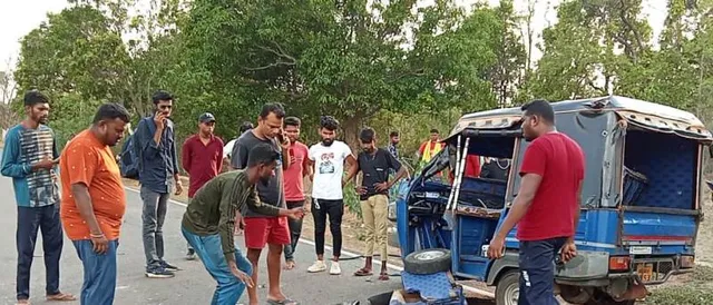 ଟିପର୍ ଅଟୋ ମୁହାଁମୁହିଁ ଧକ୍କା, ଦୁଇ ଗୁରୁତର