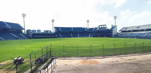 ବାରବାଟୀ ଇତିହାସରେ ଯୋଡ଼ି ହେବ ନୂଆ ଫର୍ଦ୍ଦ, ନୂଆ ପଡ଼ିଆ, ଏଲ୍‌ଇଡି ଲାଇଟ୍‌ ସହ ଚାଲିଛି ଷ୍ଟାଡିୟମର ନବକଳେବର