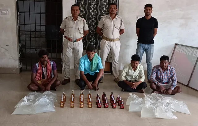 ଅବକାରୀ ଚଢ଼ଉରେ ୮୫ ଲିଟର ଦେଶୀ-ବିଦେଶୀ ମଦ ଜବତ, ୪ ଅଭିଯୁକ୍ତ ଗିରଫ