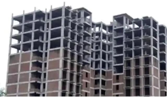 ୨୭ ବର୍ଷ ପରେ ବି ମିଳିଲାନି ଘର, ଏଣିକି ୭ ଗୁଣ ଅଧିକ ଟଙ୍କା ଦେବେ ବିଲଡର