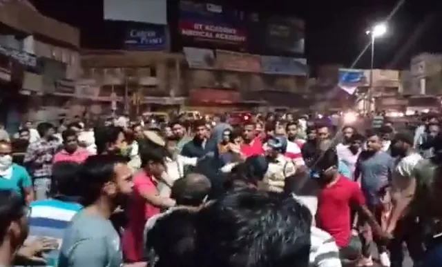 ଯୋଧପୁରରେ ଭୀଷଣ ସଂଘର୍ଷ, ଇଣ୍ଟର୍‌ନେଟ୍‌ ସେବା ବ୍ୟାହତ, ଶାନ୍ତି ରକ୍ଷା ପାଇଁ କହିଲେ ମୁଖ୍ୟମନ୍ତ୍ରୀ ଗେହ୍‌ଲଟ୍‌