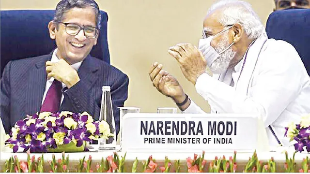 ରାଜ୍ୟ ମୁଖ୍ୟମନ୍ତ୍ରୀ ଓ ହାଇକୋର୍ଟ ମୁଖ୍ୟ ବିଚାରପତିଙ୍କ ଯୁଗ୍ମ ସମ୍ମିଳନୀ; ଅଦାଲତରେ ସ୍ଥାନୀୟ ଭାଷା ରହୁ: ପ୍ରଧାନମନ୍ତ୍ରୀ