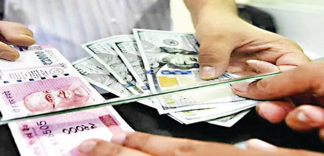 ଟଙ୍କା ମୂଲ୍ୟ ଖସିଲା: ଡଲାର ମୂଲ୍ୟ ୭୭.୫୦ ଟଙ୍କା ଟପିଲା, ହସ୍ତକ୍ଷେପ ଆରମ୍ଭ କଲା ରିଜର୍ଭ ବ୍ୟାଙ୍କ