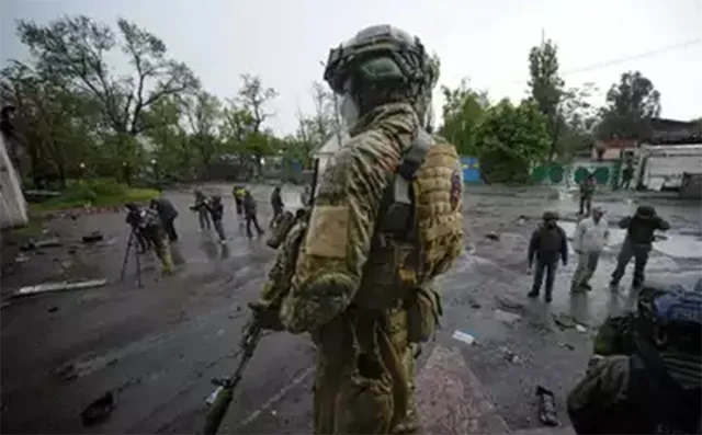 ଚତୁର୍ଥ ମାସରେ ରୁଷ୍‌-ୟୁକ୍ରେନ୍‌ ଯୁଦ୍ଧ: ମାରିୟୁପୋଲ୍‌ରୁ ମିଳିଲା ୨୦୦ ମୃତଦେହ