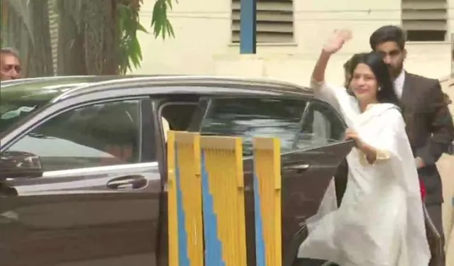 ଛଅ ବର୍ଷ ପରେ ଜେଲ ଛାଡ଼ିଲେ ଇନ୍ଦ୍ରାଣୀ ମୁଖାର୍ଜୀ; କହିଲେ, ‘ମୁଁ ବହୁତ ଖୁସି’...