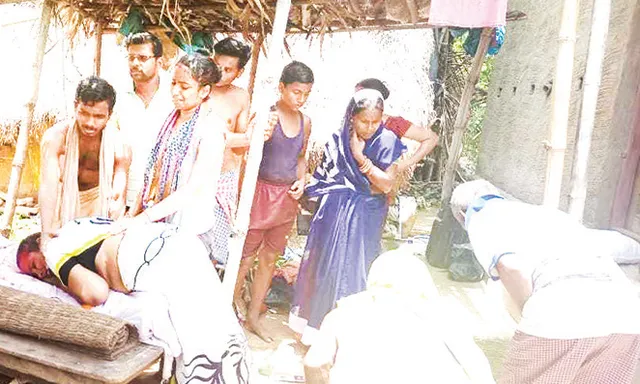 ବିଜୁ ସ୍ବାସ୍ଥ୍ୟ ବୀମା କାର୍ଡ କାହା ପାଇଁ? ହସ୍ପିଟାଲରୁ ହସ୍ପିଟାଲ ଦୌଡ଼ି ‌ଆଖିବୁଜିଲେ