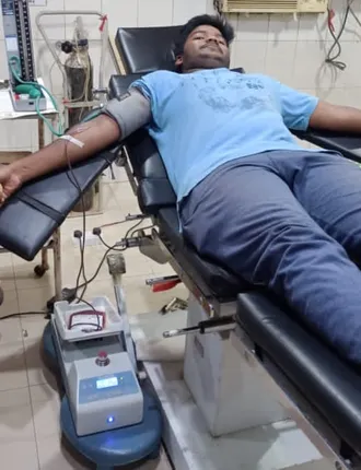 ରକ୍ତଦାନ କରି ୮ବର୍ଷର ପିଲାର ଜୀବନ ବଞ୍ଚାଇଲେ ଆକାଶ