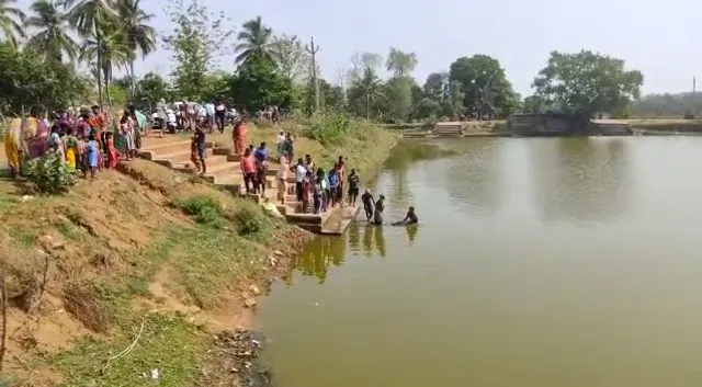 ପୋଖରୀରେ ମାଛ ଧରୁଥିଲେ ଧୀବର, ଗଭୀର ଜଳରାଶିରେ ବୁଡ଼ି ମୃତ୍ୟୁ