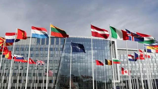 ପୁଟିନ୍‌ଙ୍କ ଚେତାବନୀ ସତ୍ତ୍ବେ ‘ନାଟୋ’ ସଦସ୍ୟତା ନିମନ୍ତେ ଆବେଦନ କଲେ ଫିନ୍‌ଲାଣ୍ଡ୍‌ ଓ ସ୍ବିଡେନ୍‌