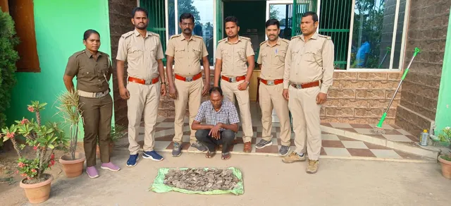 ସାଢ଼େ ୫ ‌କେଜି ବଜ୍ରକାପ୍ତା କାତି ଜବତ, ଜଣେ ଗିରଫ