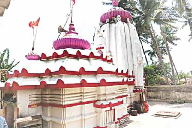 ପୁଣି ମାତିଲେ ଅଷ୍ଟଧାତୁ ମୂର୍ତ୍ତି ଲୁଟେରା: ସିଦ୍ଧେଶ୍ବରଦେବ ମନ୍ଦିରରୁ ୧୦ ମୂର୍ତ୍ତି ଚୋରି