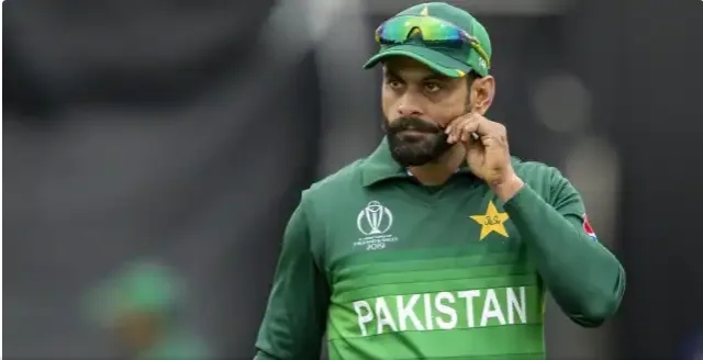 ପେଟ୍ରୋଲ ପମ୍ପରେ ତେଲ ନାହିଁ, ଏଟିଏମରେ ଟଙ୍କା ନାହିଁ: ନିଜ ଦେଶ ପାକିସ୍ତାନର ଅବସ୍ଥା ବାବଦରେ ମୁହଁ ଖୋଲିଲେ ପୂର୍ବତନ ଅଧିନାୟକ