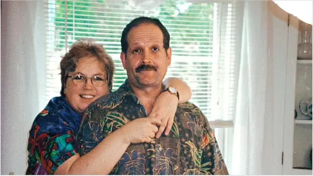 କଲମ ବଦଳରେ ବନ୍ଧୁକ ଧରିଲେ ଲେଖିକା, ବୀମା ଟଙ୍କା ପାଇଁ ସ୍ବାମୀଙ୍କୁ ଗୁଳିକରି ହତ୍ୟା !