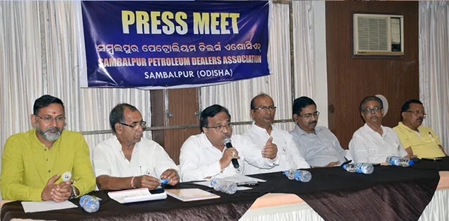 ଏକକାଳୀନ ଦର ହ୍ରାସରୁ କ୍ଷତିର ସମ୍ମୁଖୀନ ହୋଇଛୁ: ପେଟ୍ରୋଲିୟମ୍ ଡିଲର୍‌ ସଂଘ