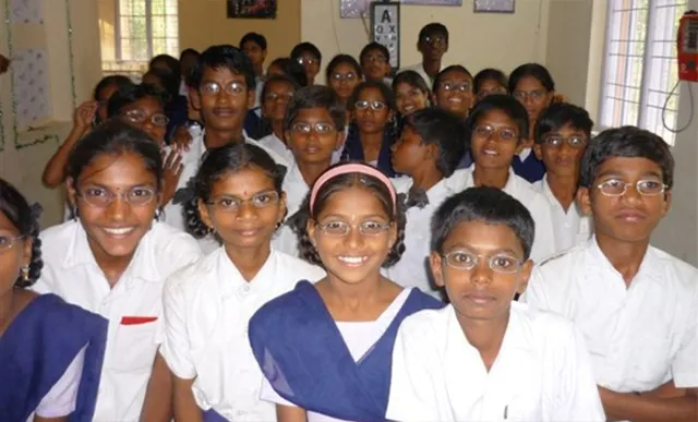 ୧୭,୬୫୫ ସରକାରୀ ସ୍କୁଲ ପିଲାଙ୍କ ଆଖିରେ ଚଷମା